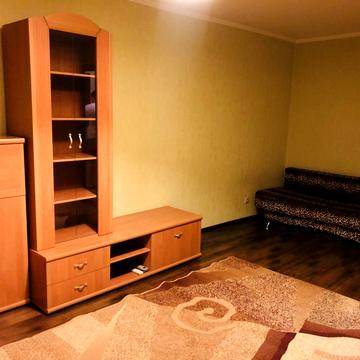 Генерала Генадія Воробйова вул. (Курська), 8