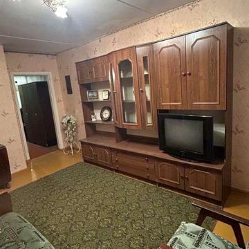 Продам 3-кімнатну квартиру в центрі міста