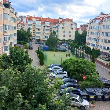 Продам 3 кімнатну Святопетрівське. ЖК Святопетрівське