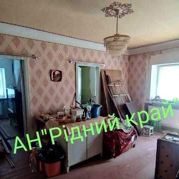 Без комісії! Продамо 3у кв з автономним опаленням р-н Балакіна.