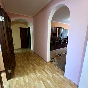 Аренда 3-х кімнатноі на 5-й гірницький