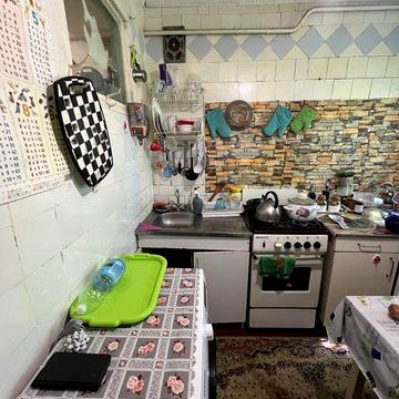 Двокімнатна по вулиці Республіканська