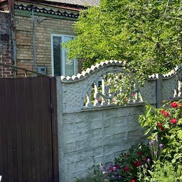 Дім у приватному секторі