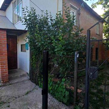 В продажу 2 кім. квартира в приватному секторі