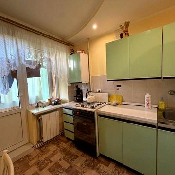 Продаж 2х кімнатної на Минайській. Газ.