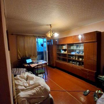 Продам 2 ком.квартиру,хозяйн