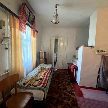 Продам півбудинку с. Гоголів 60м