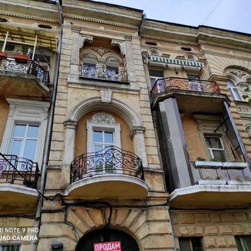 Продам 2 кімнати в Центрі на Асташкіна