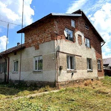 Продається цегляний будинок у місті Стрий (Новий Світ, біля Церкви)