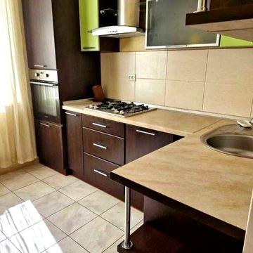 Продам 2х комн квартиру м 23 Августа 2/5 с капит ремонтом