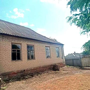 Продам будинок в Дергачах в районі центру