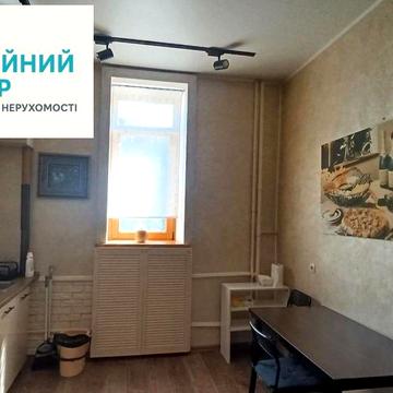 Оренда 2-х кім. квартири в історичному центрі, район Юридичної Академії