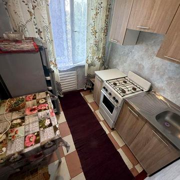 Здам 2 кім по Свободи район опт бази