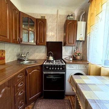 Продаж 1-кімнатної квартири в районі Корпусного парку