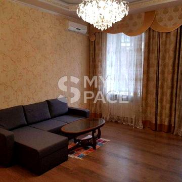 Продаж 2хкім квартири, Царський будинок у центрі Києва | 65 м² | ТИХИЙ ДВІР, Саксаганського 102Б