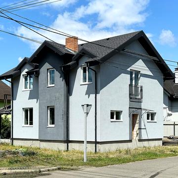 Центральна, 54