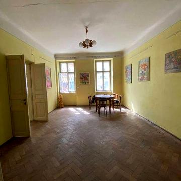 Продаж частини особняка в центрі Львова вул Шумлянських