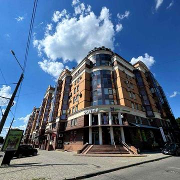 Здається в оренду 3-кімнатна квартира в Центрі міста новобудова