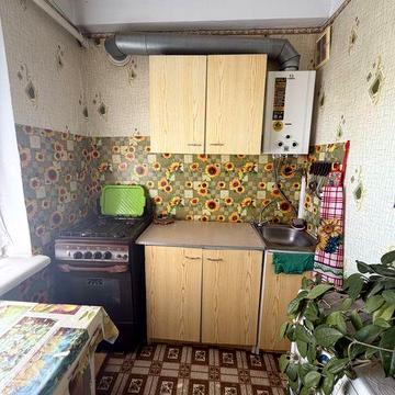 Продам 1к квартиру Комунарівський р-н