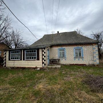 Будинок с.Копіювате з великою територією