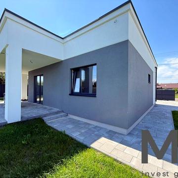 Єоселя !!! Одноповерховий будинок в Бобриці . Продаж без комісії!
