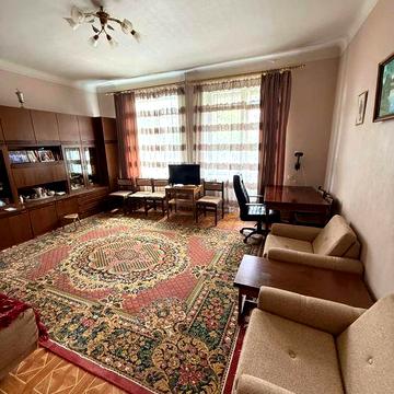 Продам‼️2 к.кв.сталинка, ул.Мира, метро Индустриальная