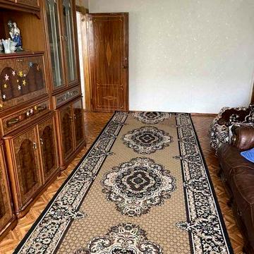 Сдам трехкомнатную квартиру на Холодной горе