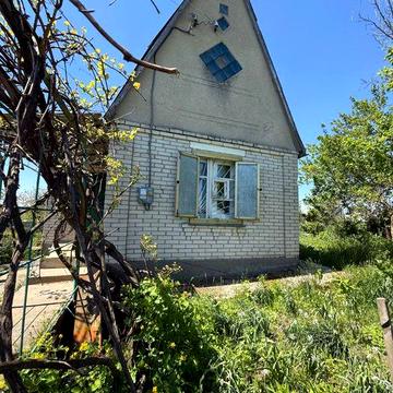 Продаж дачного будинку в с. Озерна , дачний кооператив