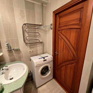 Продам 3-х комнатную квартиру в Шевченковском районе.