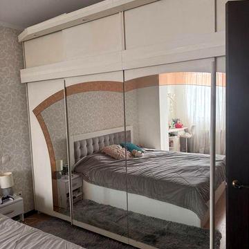 Продам 2 кімнатну квартиру з сучасним ремонтом метро мінська мінський массив