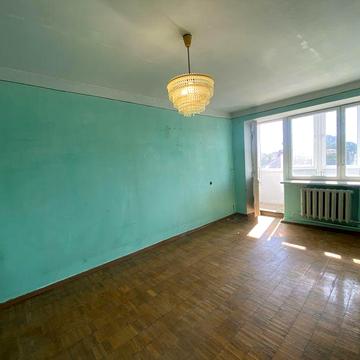 Продаж 1к квартири на Замостянській