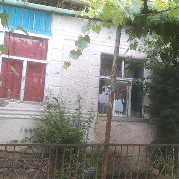 Продам дачний будинок