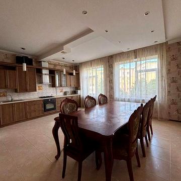 Продам 3 к.кв на Парковой, "Монолит" 3 этаж. ЖК Монолит
