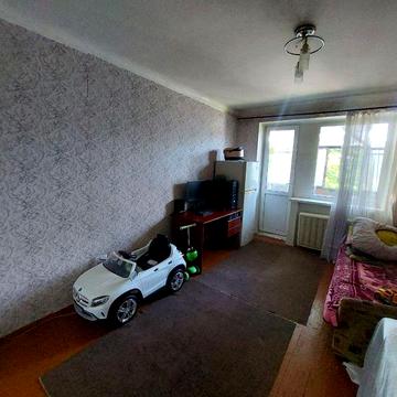 Продам 2 кімнатна квартира Грушевського біля Глобала