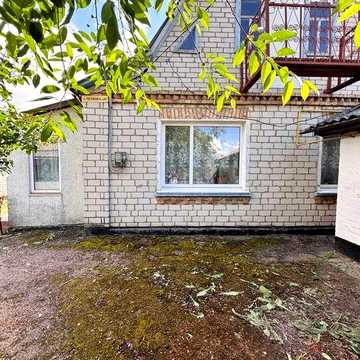 Продаж будинку в селищі Баришівка