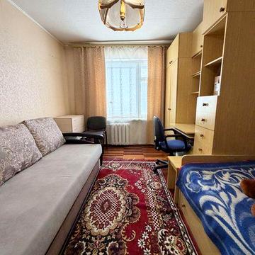 Продаж 2-к квартири на Круговій