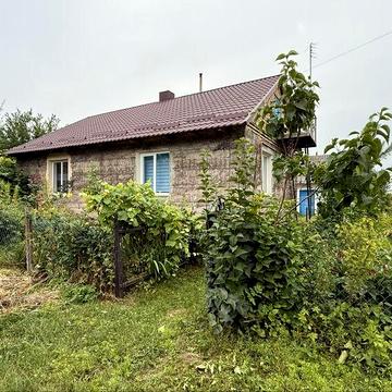 Продам будинок з ремонтом та землею (городом).