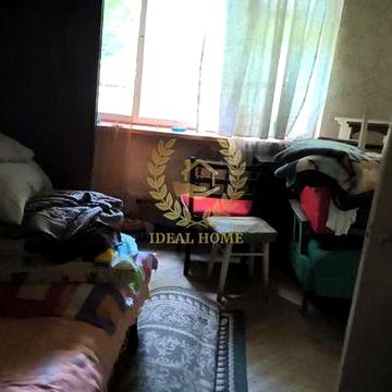 Продам двокімнатну квартиру в Соломянському районі на Відрадному, вул. Михайла Донця