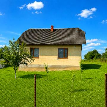 Продаж цегляного будинку 73,3 м² на 10 сотах,с.Дашава