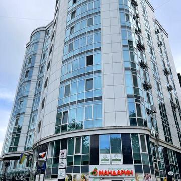 Продам шикарну 3 кім.кв.в самому  центрі!Бул.Незалежності 2Б!