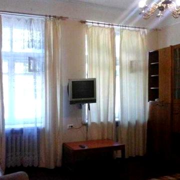 Продам 3 ком кв Центр, ул Гиршмана