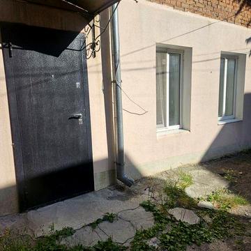 Продаю 3к  квартиру в самом центре ,идеально под бизнес