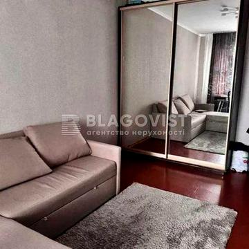 Продаж 2-х кімнатної квартири вул.Депутатська 30 Святошино Житомирська
