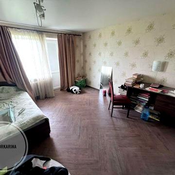Продаж 2к квартири під ремонт пр. Центральний/буд. Художника на 5 поверсі з 6