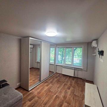 Продам 2х комнатная Титова