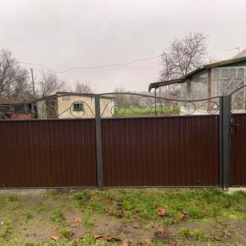 Продається затишний будиночок у селі ~ 15000$