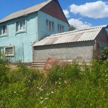 Продаж 2 поверхового дачного будинку