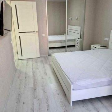 Оренда однокімнатної квартири, Вул. Набережна Перемоги, 44