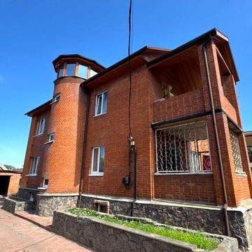 Продаж будинку 400 м2 10 соток + гараж та підвал Дублянщина №21383