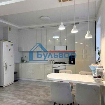 Продам 2к квартиру в новобудові, 68кв.м, 8/9 пов, котел, ЖК Садовий
